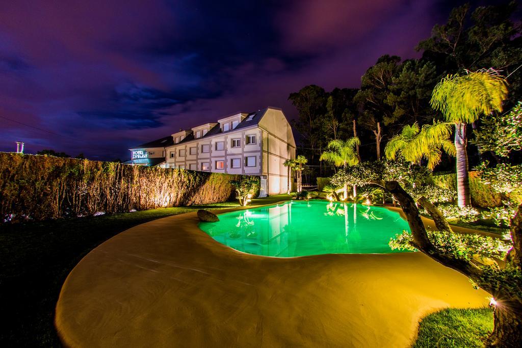 וילאנואבה דה ארוסה Hotel Dinajan מראה חיצוני תמונה